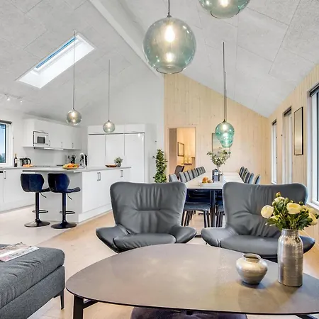 Дом отдыха Stunning In With Sauna Лёккен